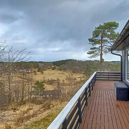 Awesome In With Kitchen Semesterbostad *